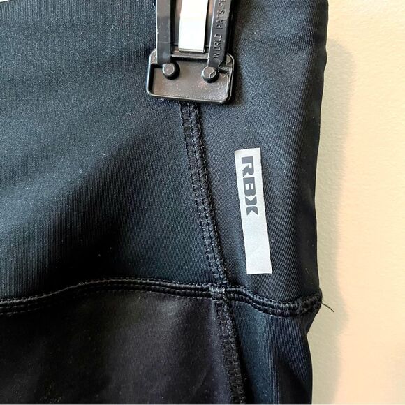 RBX Floral Cropped Leggings with Mesh Panels Size Small - Picture 5 of 6